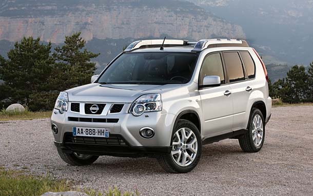 Nissan X-Trail Front