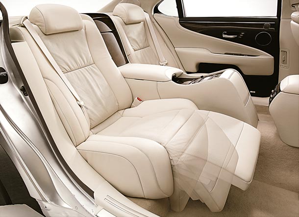 Lexus LS saloon