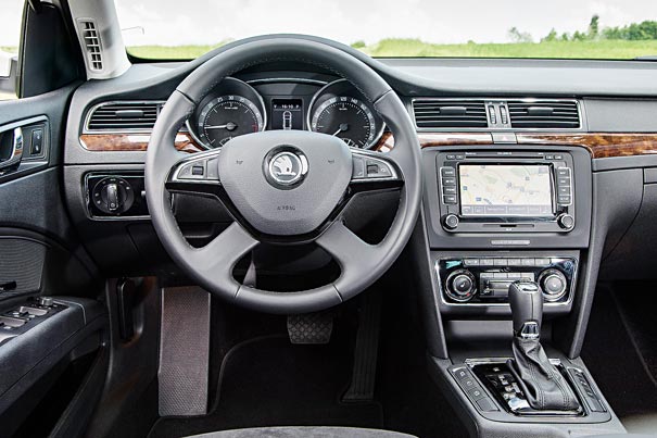 Skoda_Superb_Combi_salon