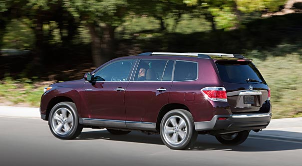 Toyota Highlander zad