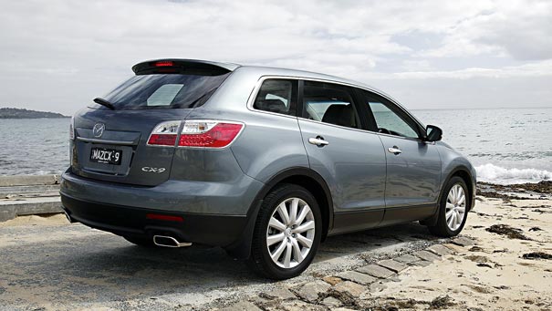 Mazda_CX-9_zad