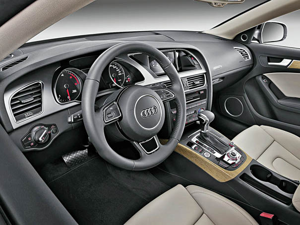 Audi-A5 Sportback face salon