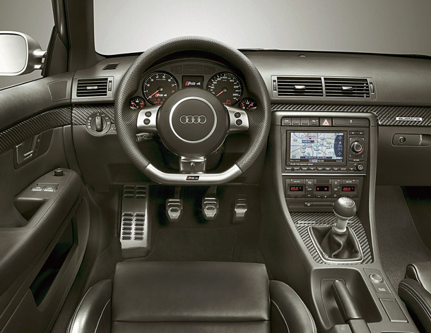 Audi RS4 Salon