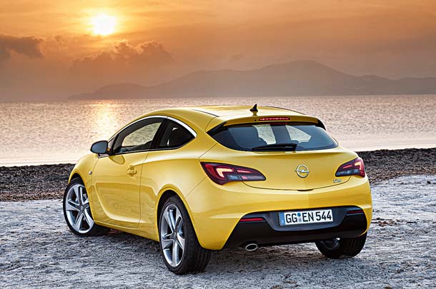 Opel Astra Rear