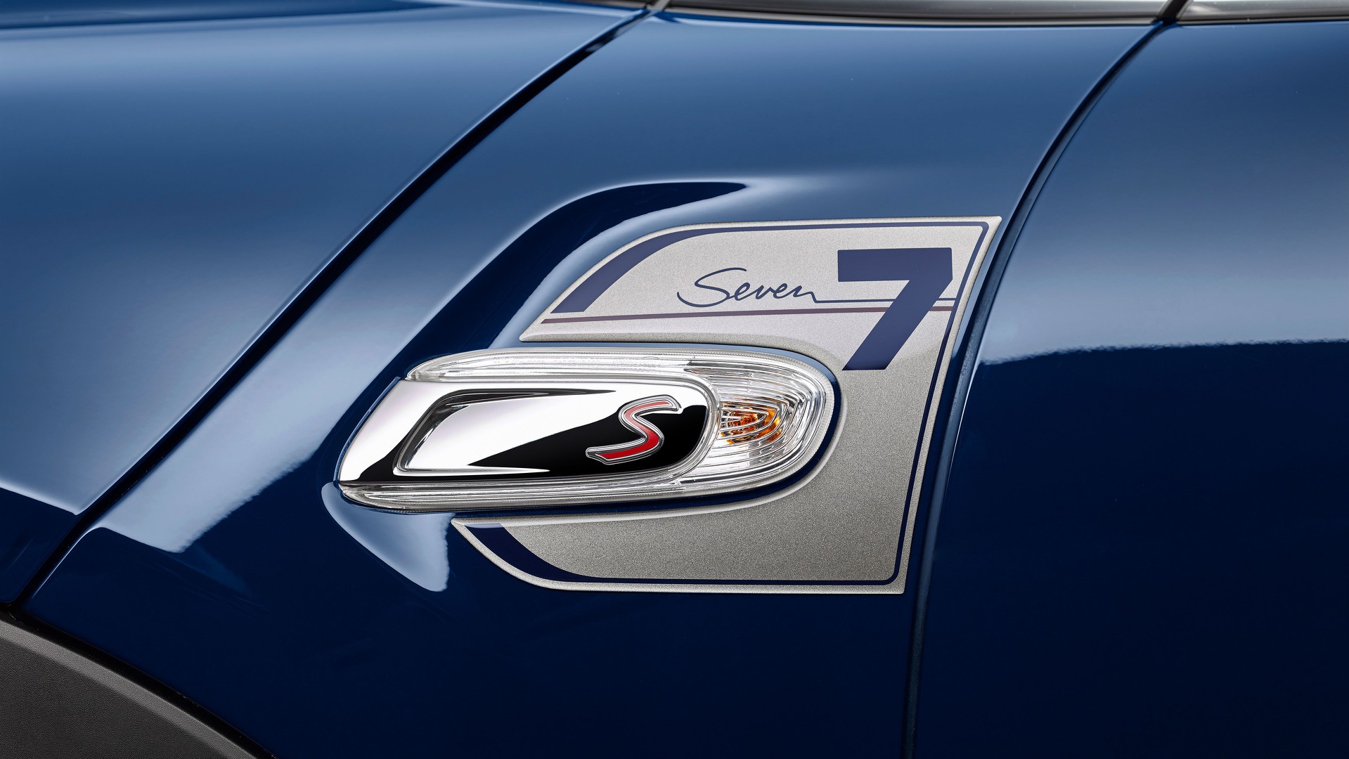 MINI Seven