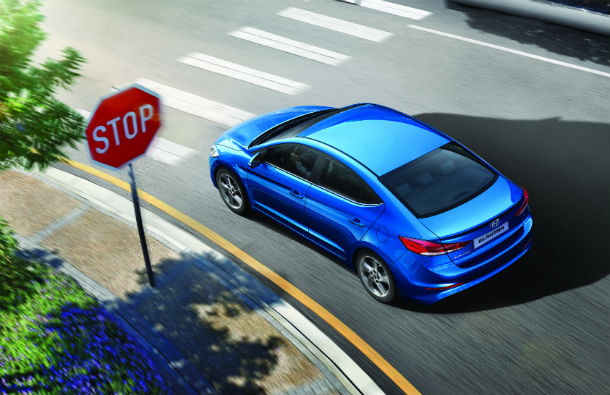 Сменивший поколение седан Hyundai Elantra обзавелся более ярким обликом