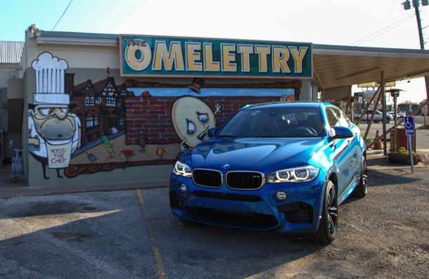 "BMW X6M": кроссовер и спорткар