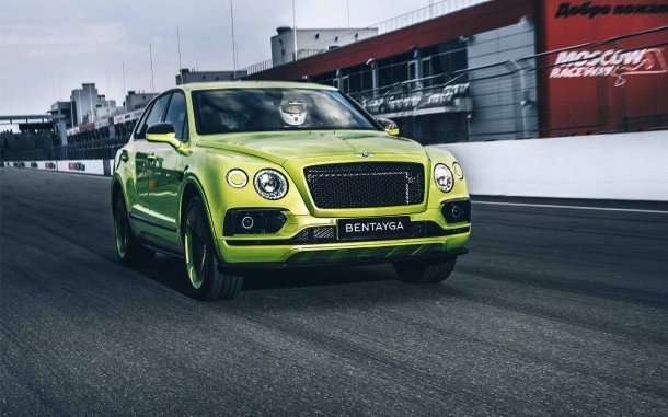 Bentley Bentayga: с Пайкс-Пик - в Россию