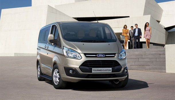 “Ford Transit” разделился надвое