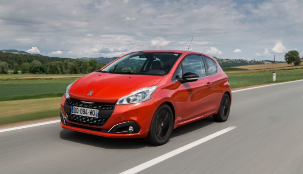 Peugeot 208: Практичный или просто забавный?