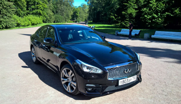 Infiniti Q70: все обновки серого