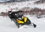 Конструктивные особенности. Снегоход “Ski-Doo Summit X154 800R E-Tec”  управляется как… мотоцикл