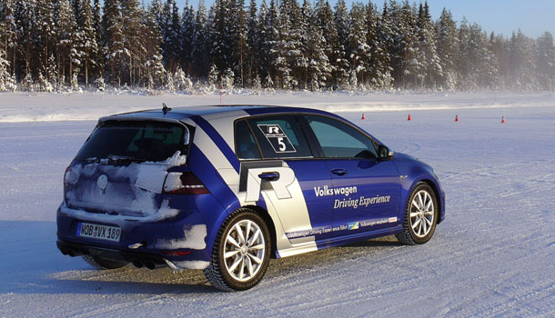 VW Golf R: жара в -25 по Цельсию
