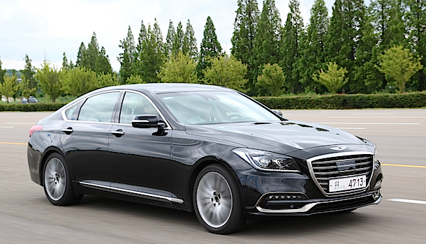 Genesis G80: теперь - в двух лицах