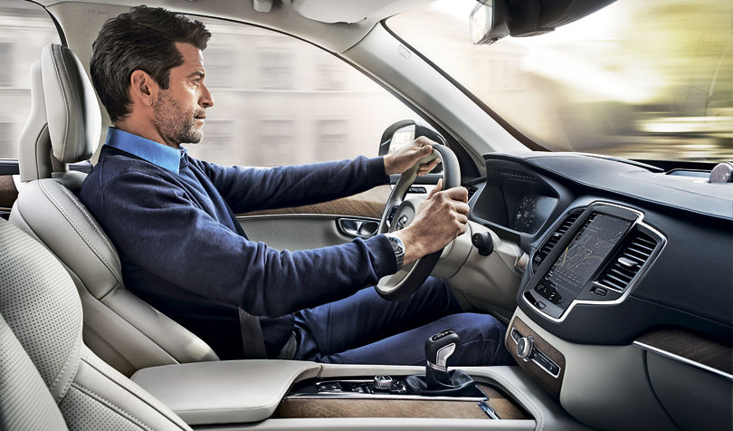 “Volvo XC90”