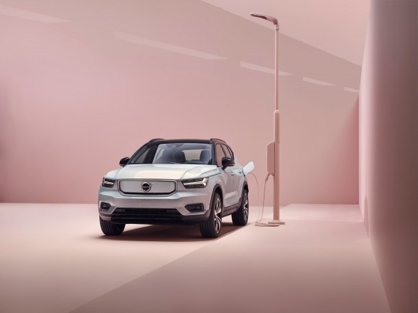 XC40 Recharge - первый электрический Volvo