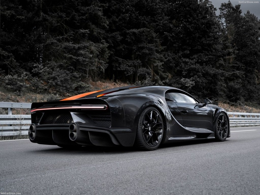 Bugatti-Chiron_Super_Sport_300-2021-1600-08.jpg