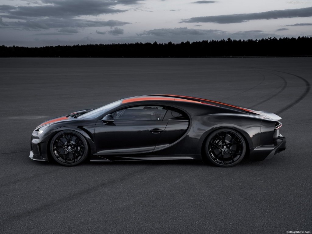 Bugatti-Chiron_Super_Sport_300-2021-1600-06.jpg