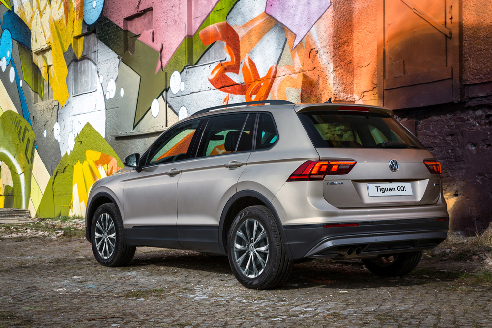 Volkswagen_Tiguan_GO!_(2).jpg