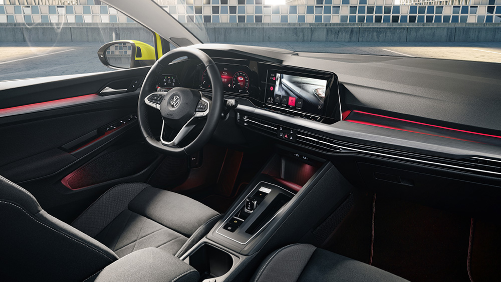 Volkswagen_Golf_Interior.jpg
