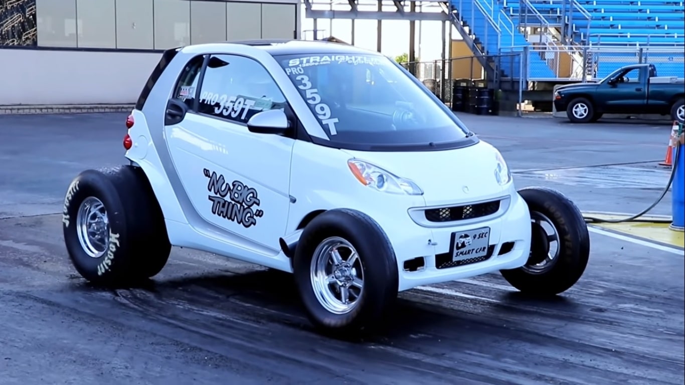 В США создали дрэгстер с кузовом Smart ForTwo - Автомобильная газета  Клаксон. Smart. Smart ForTwo. Новости. Новости сегодня. Последние новости.