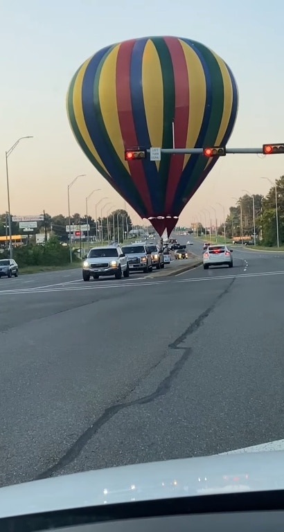 В США помехой на трассе стал воздушный шар