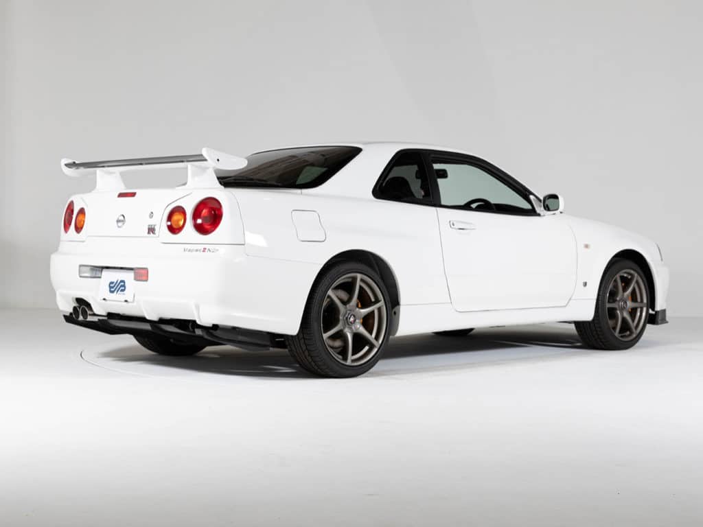 Nissan Skyline GT-R R34 продали за 37 миллионов рублей