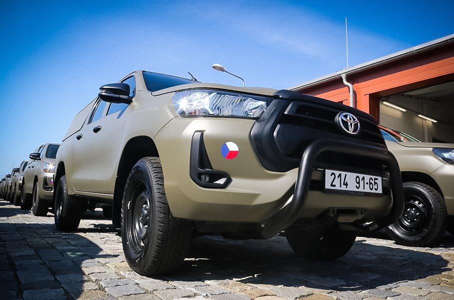 Чешские военные пересаживаются с УАЗ-469 на Toyota Hilux