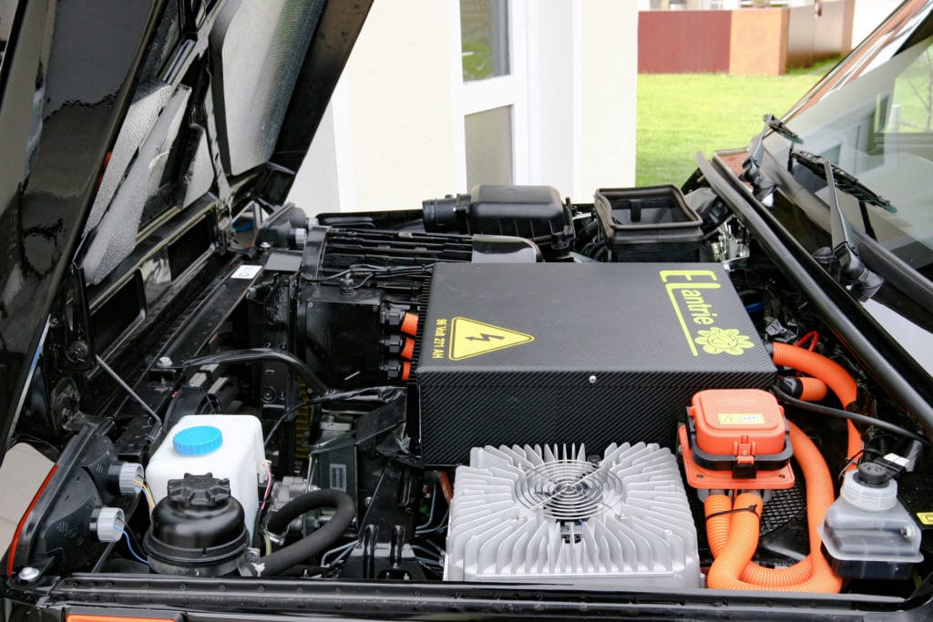 В Германии предлагают переделать Lada Niva в электрокар
