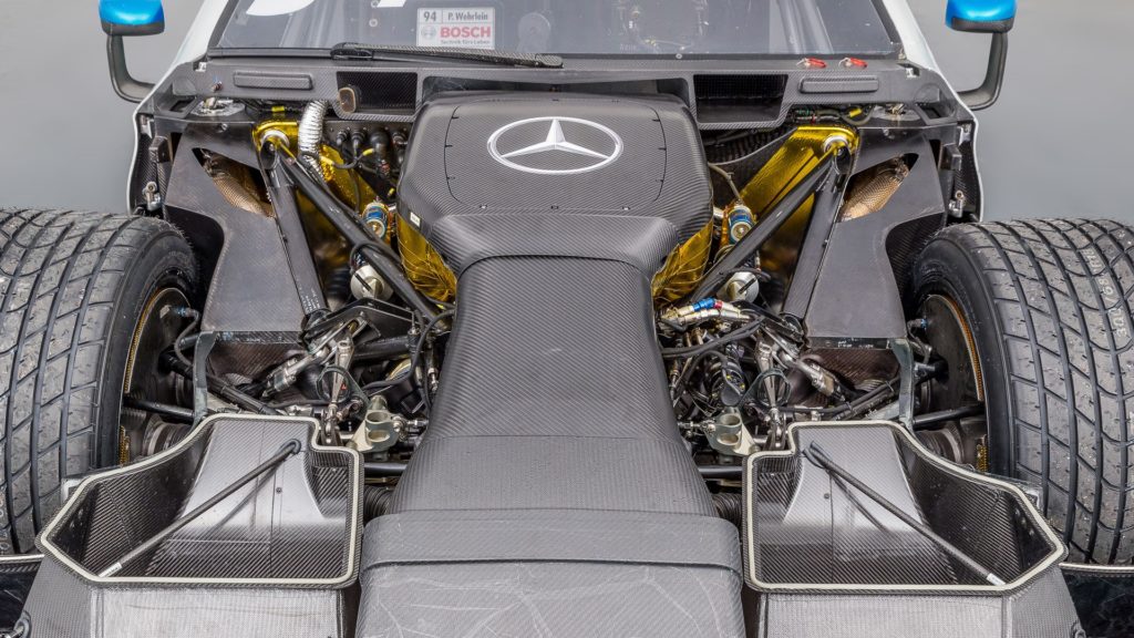 Mercedes-AMG C63 DTM выставили на продажу