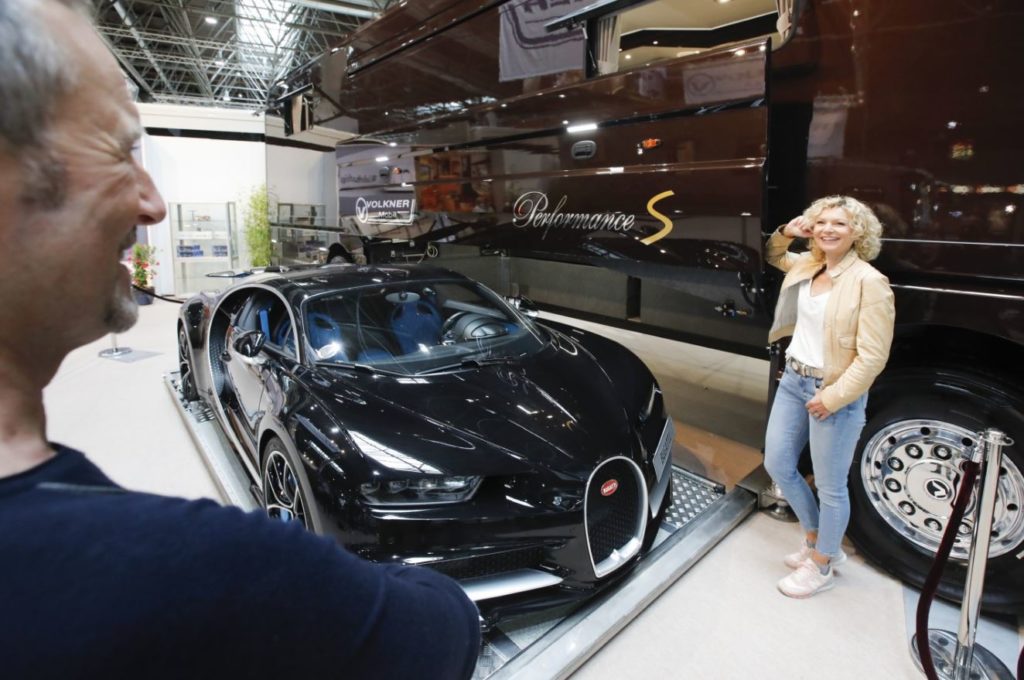 Volkner Performance S предлагает путешествовать с Bugatti Chiron