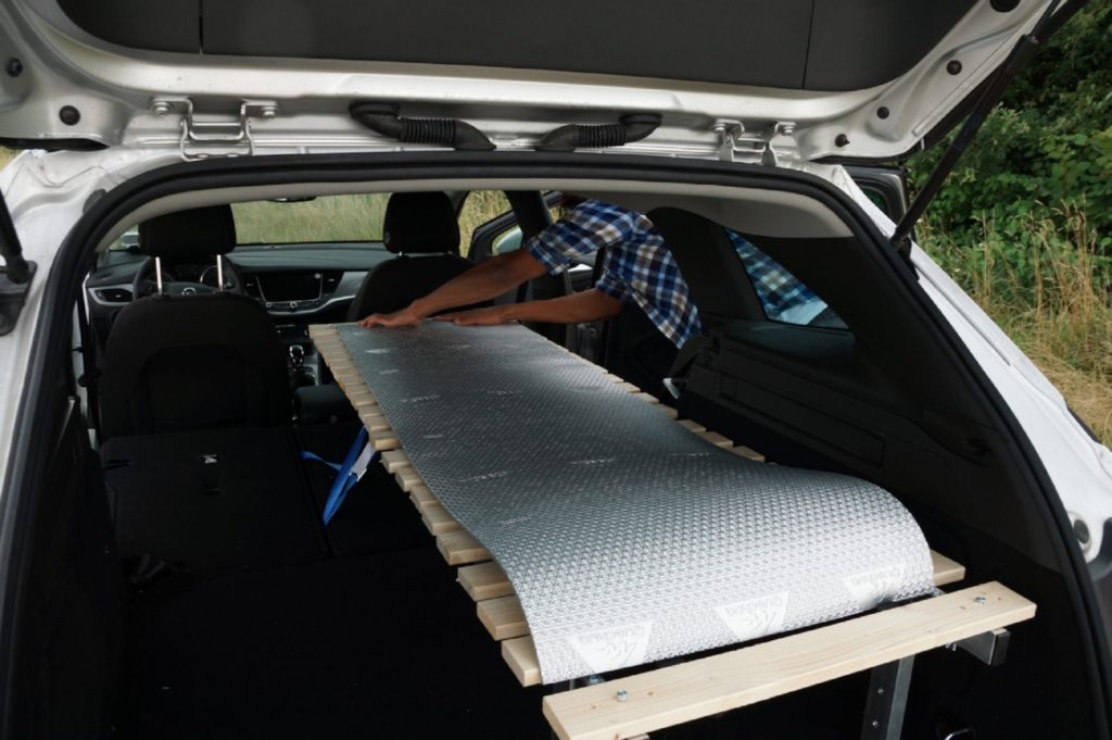 Разработана автомобильная кровать CarCamper