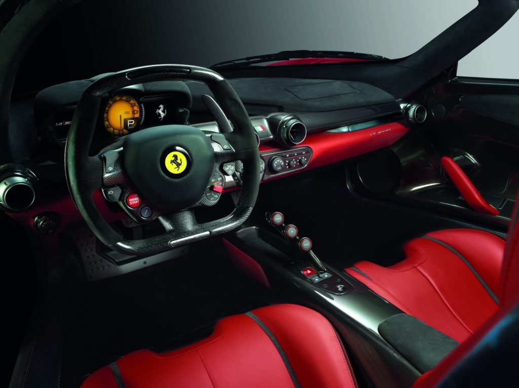Для владельцев Ferrari LaFerrari расширена программа обслуживания