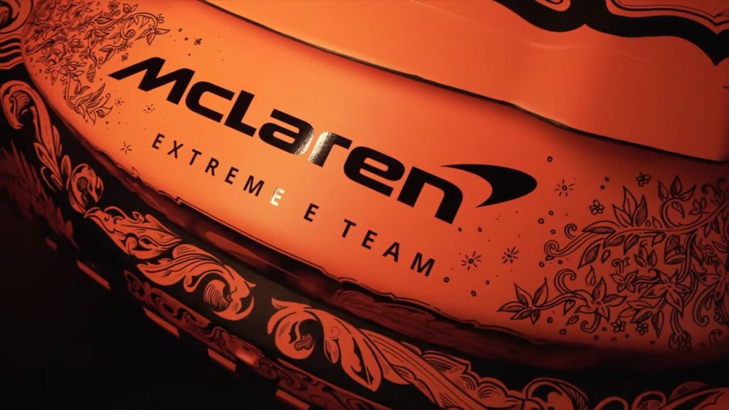 McLaren представил свою гоночную машину для Extreme E