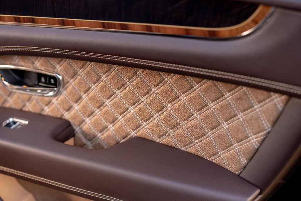 Bentley Bentayga посвятили традиционным британским хобби