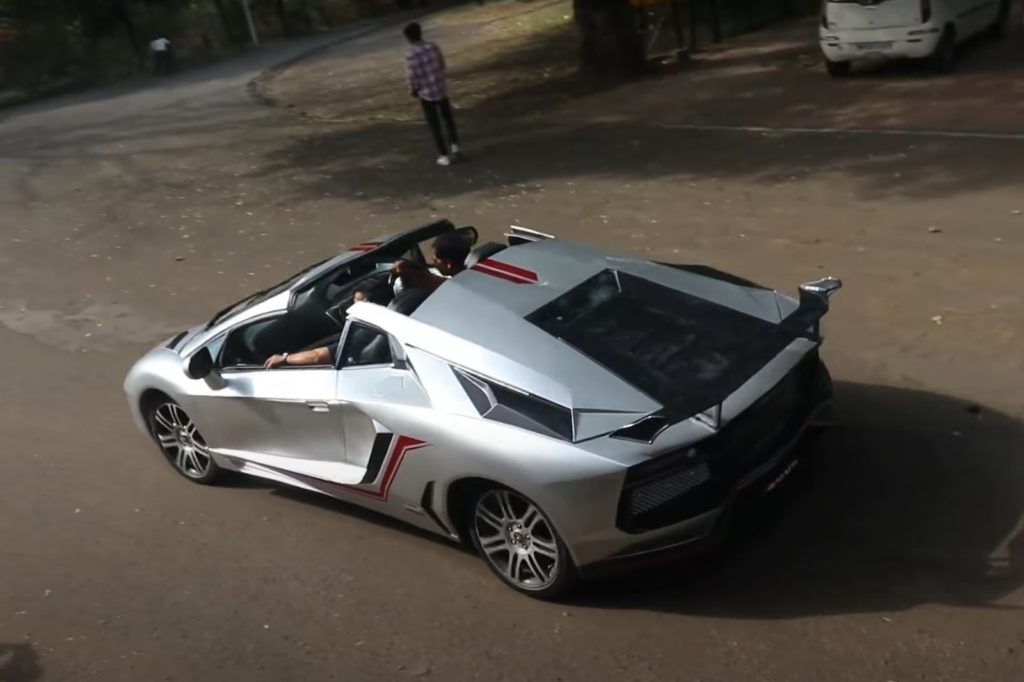 Honda Civic переделали в Lamborghini Aventador