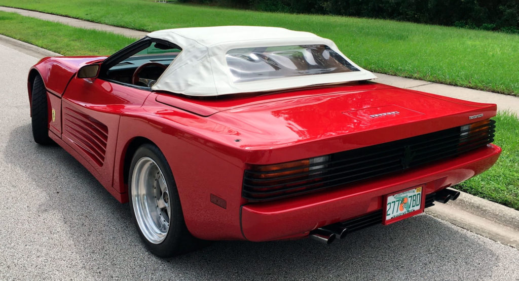 Продан Chevrolet Corvette с весьма убедительной стилизацией под Ferrari Testarossa
