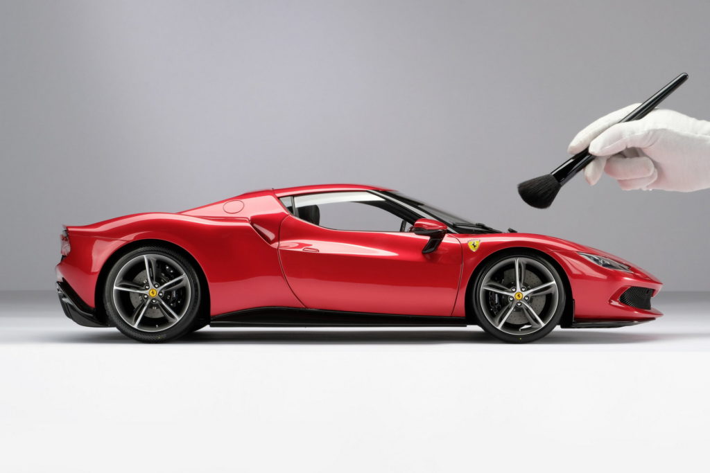 Масштабная модель Ferrari 296 GTB предлагается за 14 тысяч долларов