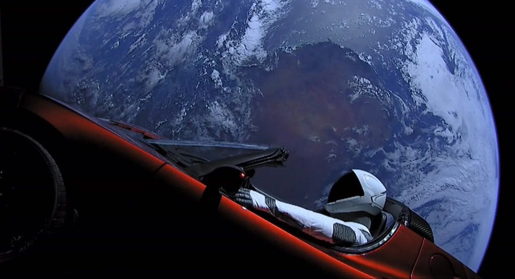 Tesla Roadster пролетел более 3 миллиардов километров в космосе