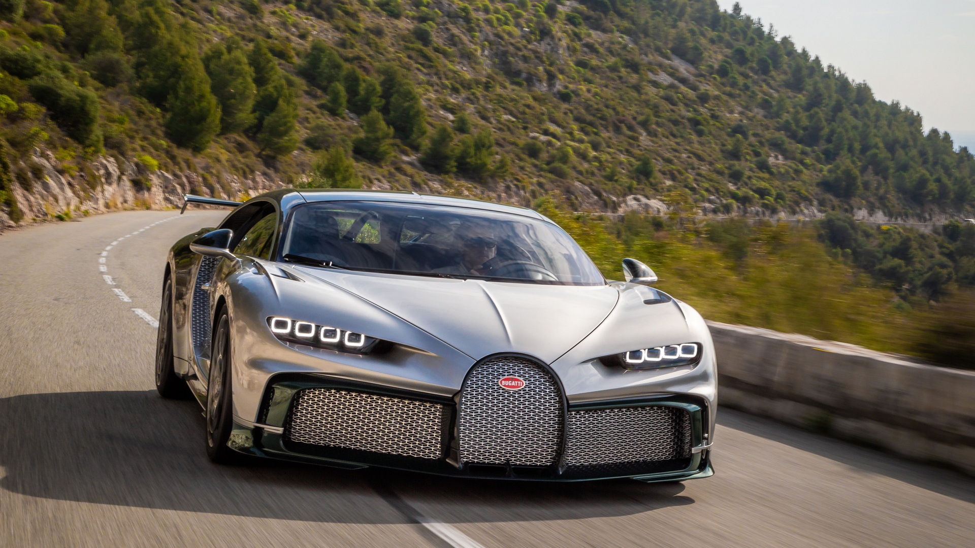 Спорткар Bugatti Chiron