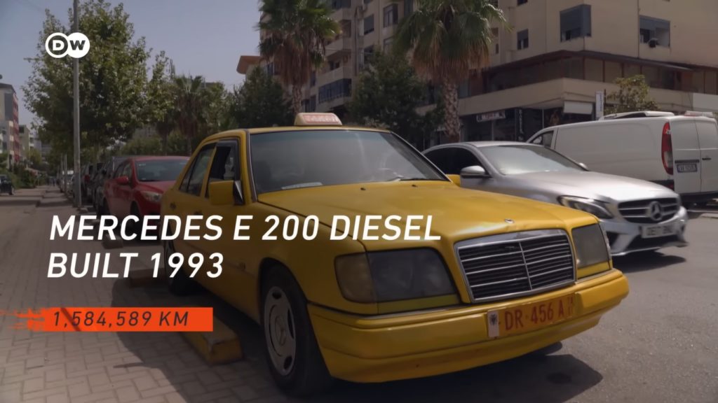 Албанский таксист проехал на Mercedes-Benz E200 миллион километров