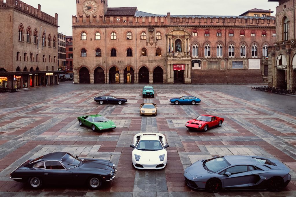 Lamborghini отмечает 60-летие мировым туром