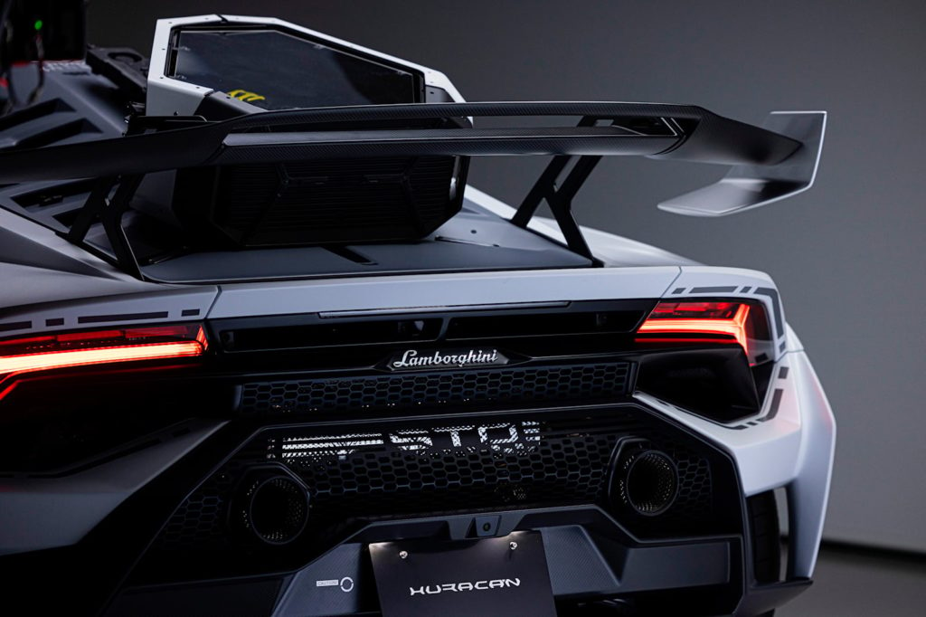 Lamborghini Huracan STO стал арт-каром