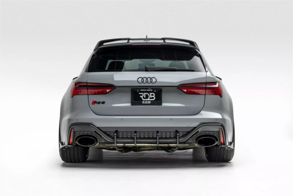 Audi RS6 Avant получил карбоновый комплект за 1,5 миллиона рублей