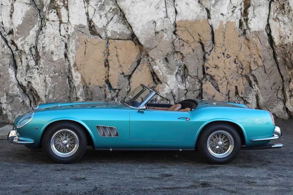 Редкий Ferrari 250 GT SWB California Spider 1962 года выпуска продали на аукционе Gooding & Company за 18 045 000 долларов