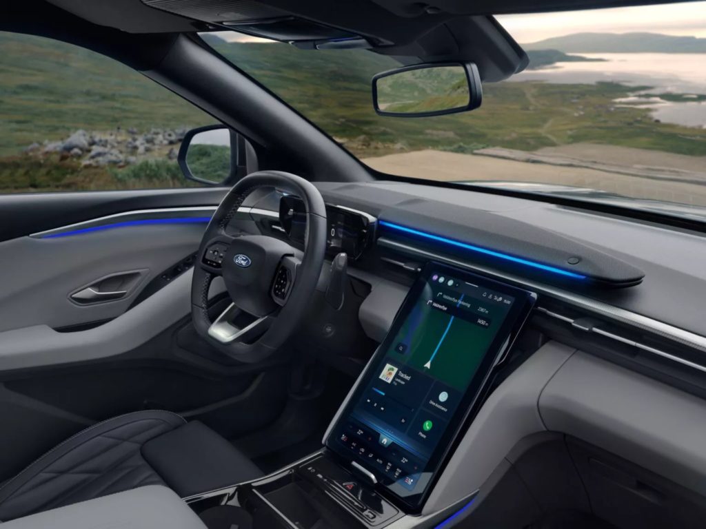 Электрический кроссовер Ford Explorer в конце 2023 года отправится в кругосветное путешествие