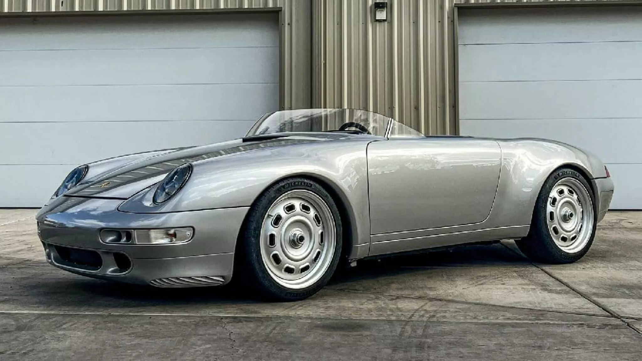 Американец переделал Porsche 993 в классический 550 Spyder - Автомобильное  издание Клаксон. Porsche. Porsche 993. Новости. Новости сегодня. Последние  новости.